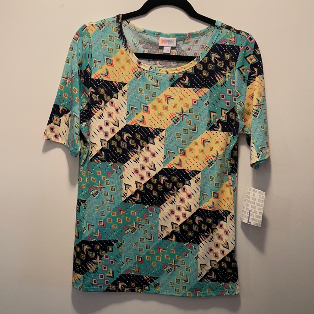 L LuLaRoe Gigi top